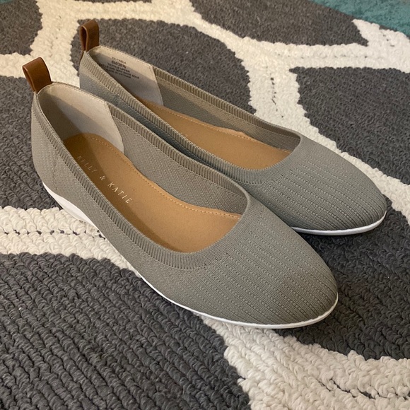 Gray Flats: Size 9, Kelly & Katie - Picture 2 of 2